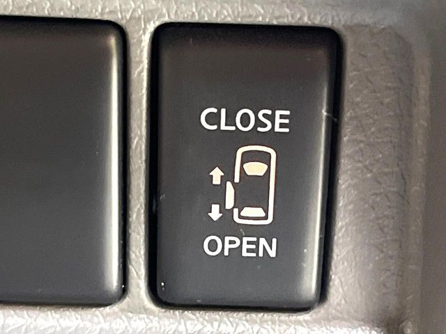 �y�p���[�X���C�h�h�A�z�X�}�[�g�L�[��^�]�Ȃ̃X�C�b�`�ŃX���C�h�h�A�̊J���\���d��������͂����ăh�A���J����K�v�������A���������q�l�ł��A�d���ו��������Ă��鎞�����N�ɊJ���߂ł��܂���