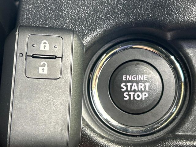 �y�L�[���X�X�^�[�g�V�X�e���z�J�o����|�P�b�g�ɓ��ꂽ�܂܂ł��h�A�̎{���E�������\�ȃX�}�[�g�L�[�𑕔��B�G���W���̃I���E�I�t�����J�M�����o���K�v����������Ƃ��Ă��֗��ł���