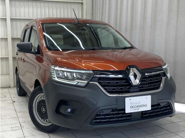 カングープルミエール エディション 7EDC ディーゼル