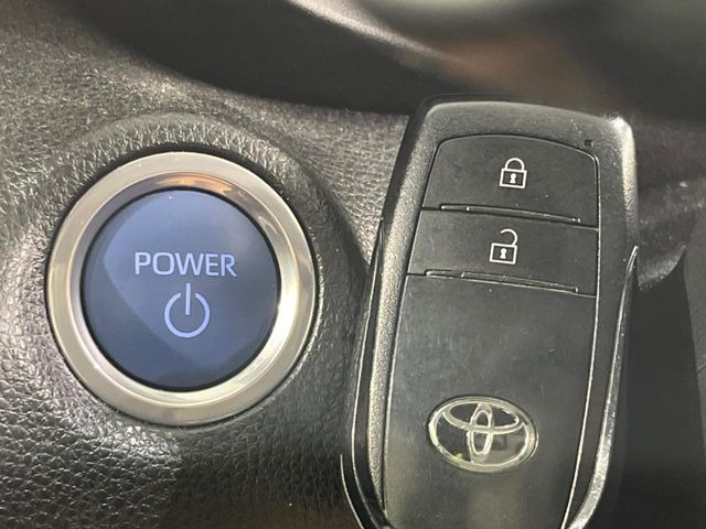 �y�X�}�[�g�L�[�z�J�o����|�P�b�g�ɓ��ꂽ�܂܂ł��h�A�̎{���E�������\�ȃX�}�[�g�L�[�𑕔��B�G���W���̃I���E�I�t�����J�M�����o���K�v����������Ƃ��Ă��֗��ł���