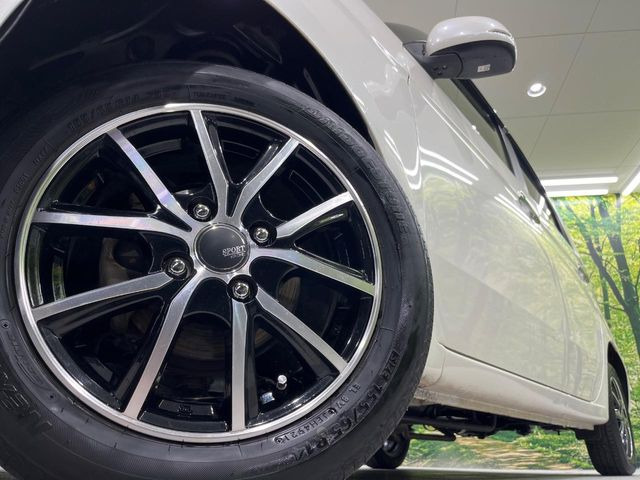 �y14�C���`�A���~�z�C�[���z�O�ςɃ}�b�`�����A���~�z�C�[���𑕒����Ă���܂��B�e��A���~�z�C�[����A�X�^�b�h���X�^�C�����戵�����Ă���܂��B���񂲑��k����������