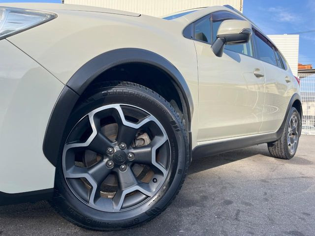 �y����17�C���`�A���~�z�C�[���z�O�ςɃ}�b�`���������A���~�z�C�[���𑕒����Ă���܂��B�e��ЊO�A���~�z�C�[����A�X�^�b�h���X�^�C�����戵�����Ă���܂��B���񂲑��k����������