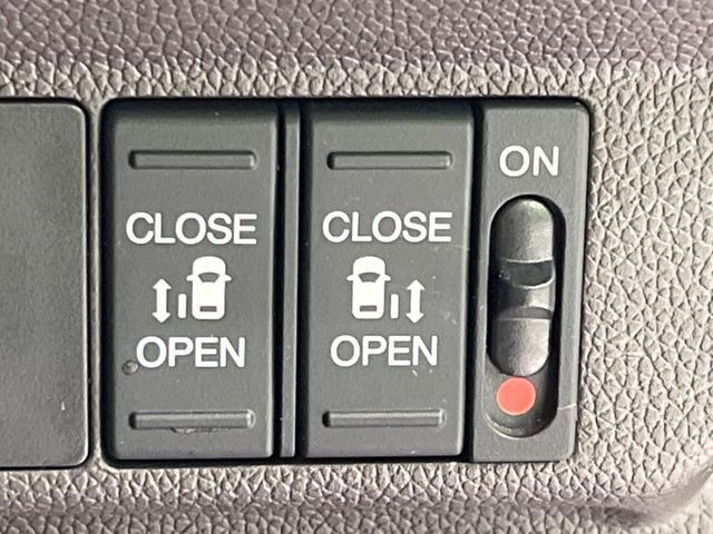 �y�����p���[�X���C�h�h�A�z�X�}�[�g�L�[��^�]�Ȃ̃X�C�b�`�Ō�ȗ����X���C�h�h�A�̊J���\���d��������͂����ăh�A���J����K�v�������A�����Ȃ��q�l�ł��ȒP�ɊJ���߂ł����K�ł���