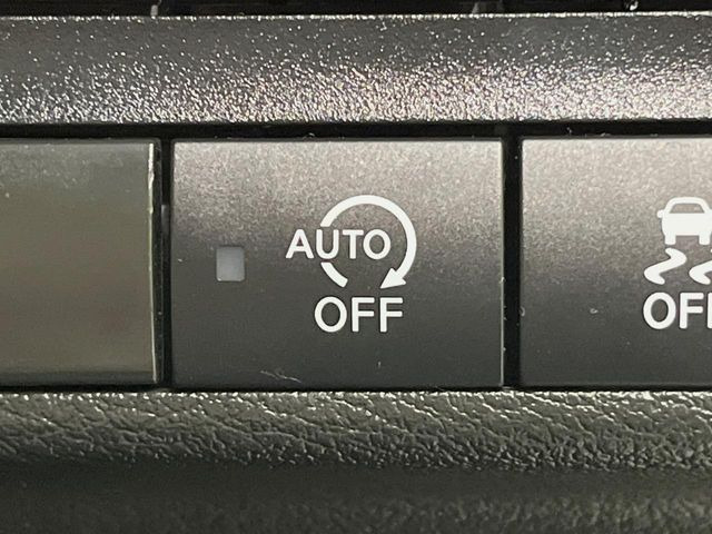 �y�A�C�h�����O�X�g�b�v�z�ԐM����a�؂Œ�Ԃ����ۂɃG���W�����~���A���ʂȔR���̏����}���܂��B�R��������ی�ɂȂ���@�\��G���W���̓u���[�L�𗣂��΍Ďn�����܂��B