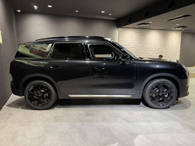 ミニカントリーマンD DCT ディーゼル