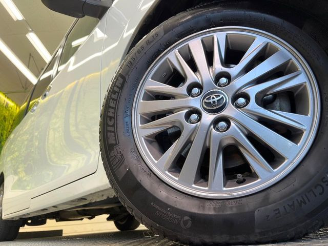 �y����15�C���`�A���~�z�C�[���z�O�ςɃ}�b�`���������A���~�z�C�[���𑕒����Ă���܂��B�e��ЊO�A���~�z�C�[����A�X�^�b�h���X�^�C�����戵�����Ă���܂��B���񂲑��k����������