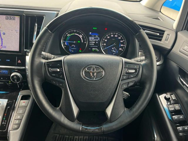 �y�����v�����X�e�A�����O�z�㎿�Ȋv���g�p���邱�ƂŁA��ɂ����������݂ƂĂ��^�]���₷���n���h���ł���