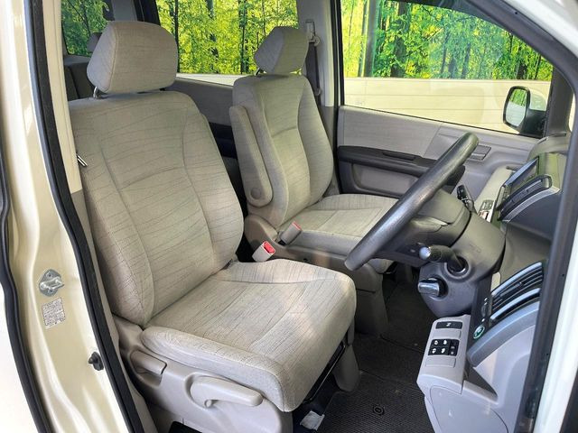 �^�]�Ȃ܂��ɂ͏\���ȃX�y�[�X������A�啿�ȕ��ł��������^�]���Ă�����������ł��B