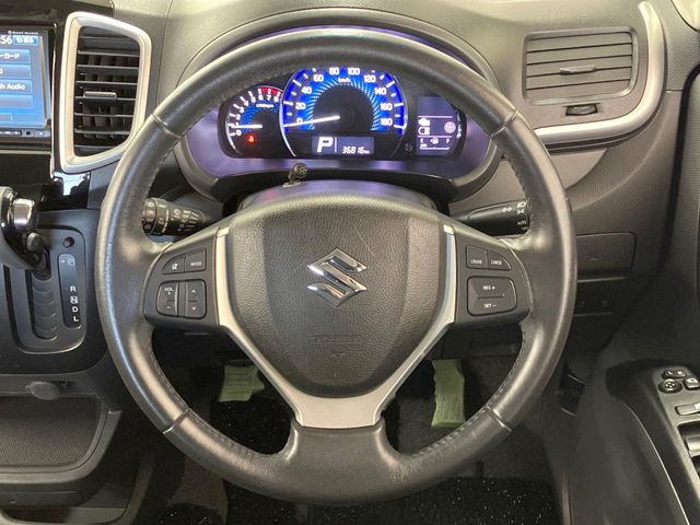 �y�����v�����X�e�A�����O�z�㎿�Ȋv���g�p���邱�ƂŁA��ɂ����������݂ƂĂ��^�]���₷���n���h���ł���