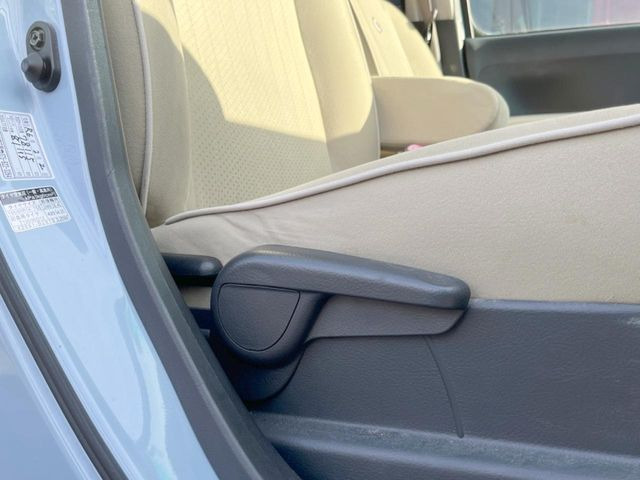 �y�V�[�g���t�^�[�z�V�[�g���ʂ̈ʒu���㉺�ɒ����ł���V�[�g���t�^�[�𑕔��B�啿�ȕ��������ȕ����œK�ȃh���C�r���O�|�W�V�����ŉ^�]�ł��܂��B