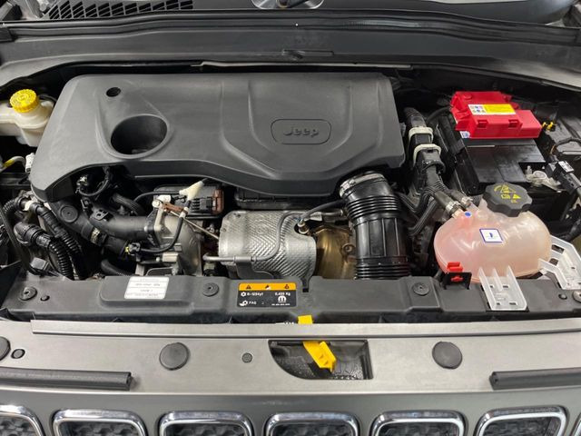 �����X�ł́A�e���[�J�[�̐�p�f�f�e�X�^�[�𓱓��B���Ǝ��i�����e�N�j�J���X�^�b�t���풓���Ă���܂��̂ŁA������̍ۂɂ����S���Ă����p���������܂��B