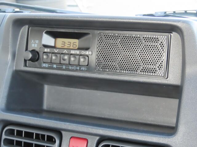 ���W�I�̏����f�b�L�𑕔����Ă܂�!�e��i�r�̂��p�ӂ��I�v�V�����ł��p�ӂ��Ă���܂��̂ŁA���Ȃ�Ƃ��\���t����������(^^��