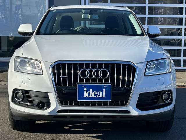 Q52.0 TFSI クワトロ 4WD