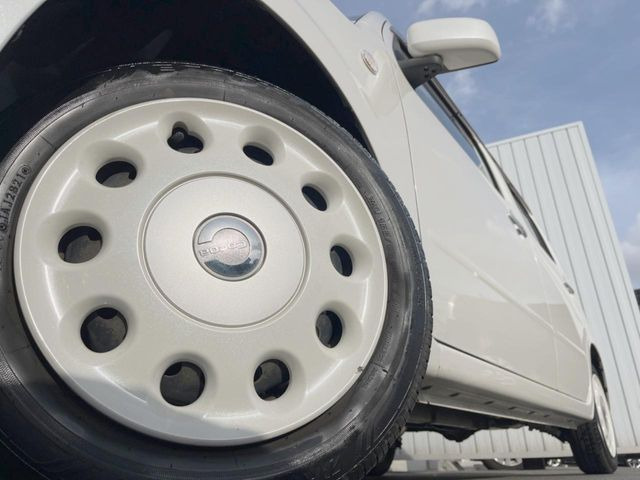 �y�����X�`�[���z�C�[���z�l�N�X�e�[�W�ł́w�ЊO�A���~�z�C�[���x���D�]������!�L���u�����h���炨�l�ł��ȃA���~�܂ŕ��L������Ēv���܂���X�^�b�h���X�^�C������舵���Ă���܂��̂ł��C��������!