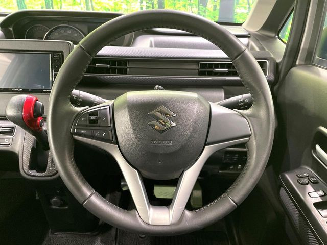 �y�����v�����X�e�A�����O�z�㎿�Ȋv���g�p���邱�ƂŁA��ɂ����������݂ƂĂ��^�]���₷���n���h���ł���