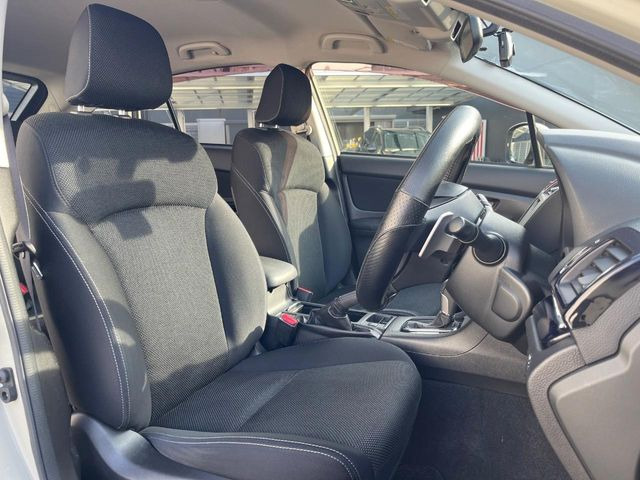 �^�]�ȃV�[�g���͎g�p�������Ȃ��A�ǍD�ȏ�ԂƂȂ��Ă��܂��B���J�Ɏg���Ă������Ƃ��悭�킩��܂��ˁB