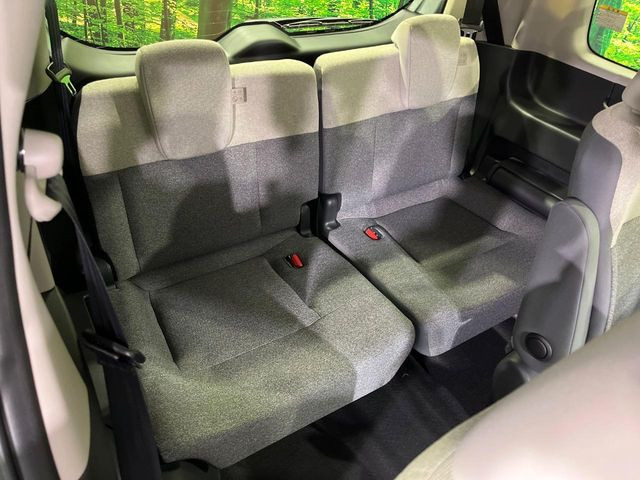 ���i���ȃI���W�i���t���A�}�b�g���I�v�V�����ɂĂ��p�ӂ��Ă���܂��B���D���ȃf�U�C����J���[�����Ԃɍ��킹�đI��ł����������Ƃ��ł��܂���