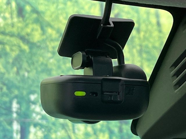 �y�h���C�u���R�[�_�[�z���S�E���S�ȃJ�[���C�t�ɕK�{�̃h���C�u���R�[�_�[�𑕔�!���s���͂������A������^�]�⎖�̂ɑ��������ۂ̏󋵂��f���ŋL�^���A����̃��X�N�ɔ����܂��B