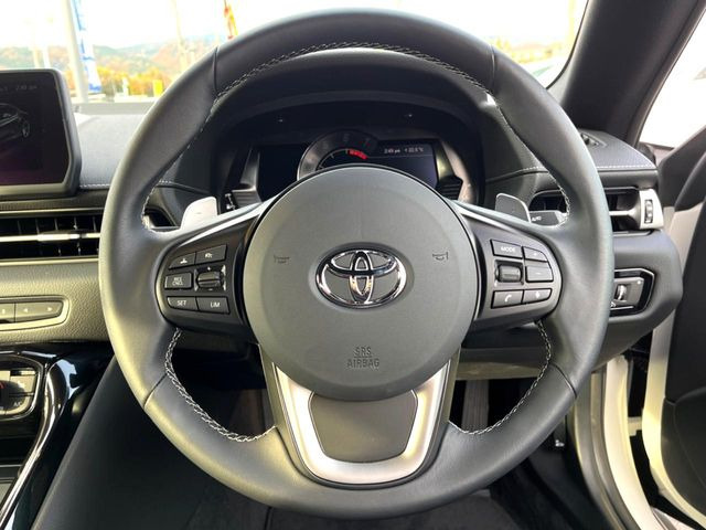 �y�����v�����X�e�A�����O�z�㎿�Ȋv���g�p���邱�ƂŁA��ɂ����������݂ƂĂ��^�]���₷���n���h���ł���