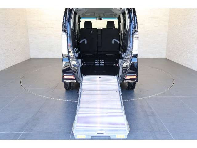 N-BOX+カスタムG 4WD