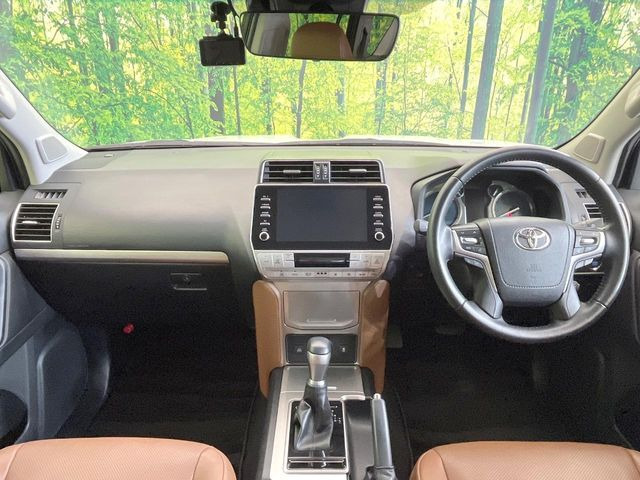 グループ総在庫数約30,000台!!全国の系列店からメーカー・車種問わずご紹介出来るので、あなたにピッタリのお車が見つかるはずです♪まずはお問い合わせ下さい☆