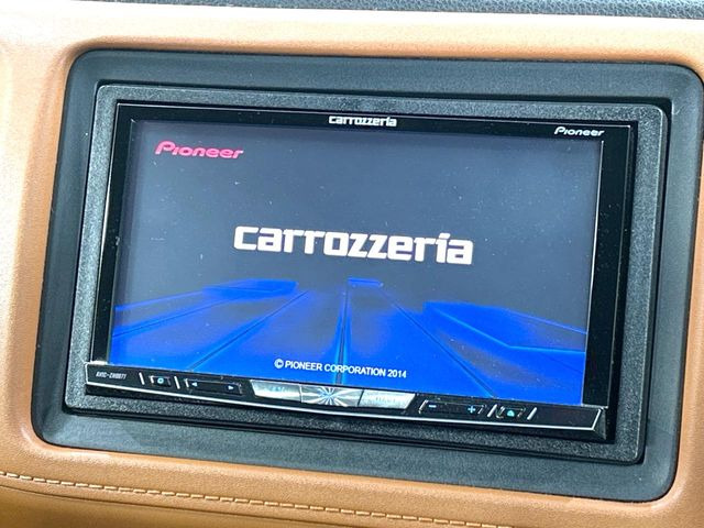 �y�i�r�Q�[�V�����z�g���₷���i�r�ŖړI�n�܂ł�������ē����Ă���܂��B�e��I�[�f�B�I�Đ��@�\���[�����Ă���A���Ԃ̉^�]������Ɋy�����Ȃ�܂�!!