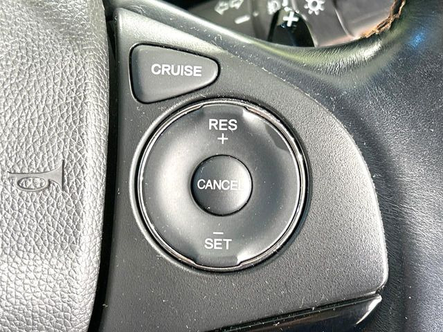 �y�N���[�Y�R���g���[���z�������H�����N���N���s�B�A�N�Z���𗣂��Ă���葬�x�ő��s���ł��A�������^�]���̕��S���y��!�����E�������ȒP�ȃX�C�b�`����Œ����ł��܂��B