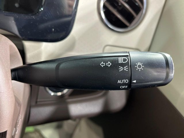 �y�I�[�g���C�g�z����̖��邳�ɉ����Ď����Ńw�b�h���C�g�̓_���E�������ł���@�\�ł�!���C�g�̕t���Y��E�����Y��Ȃǂ������Ȃ�A�J�̓���[���̑��s�����S!�g���l���ʉߎ����֗��ł��ˁ�