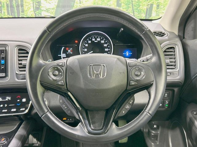 �y�����v�����X�e�A�����O�z�㎿�Ȋv���g�p���邱�ƂŁA��ɂ����������݂ƂĂ��^�]���₷���n���h���ł���