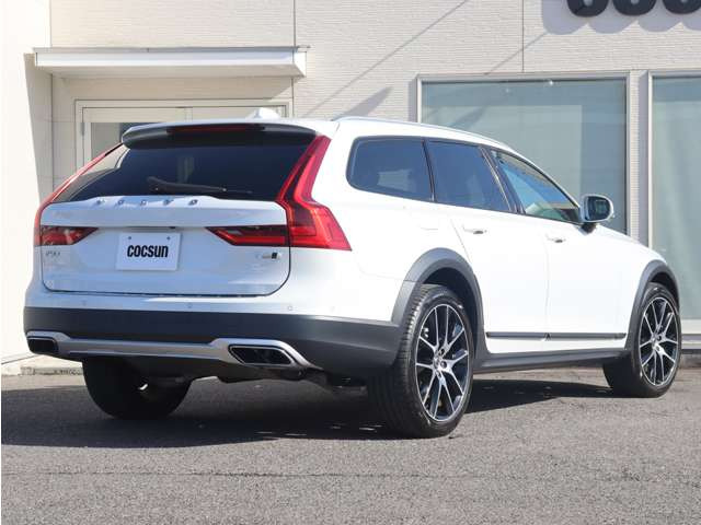 �G���W���I�C���̓t�����X��MOTUL(���`���[��)���g�p���Ă��܂��B�V���{���{�e���f���ɓK������قȂ�S�x�̃I�C�������p�ӂ��Ă��܂��B