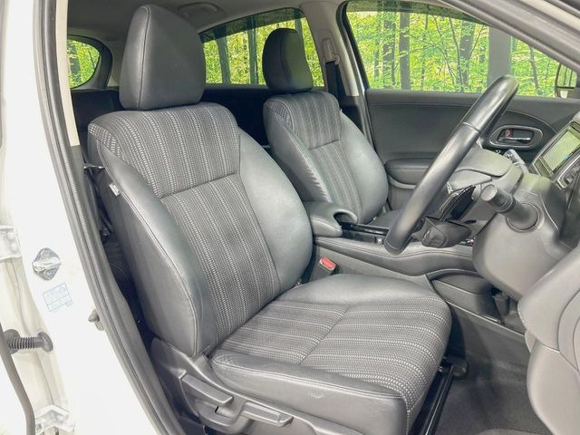 �y�n�[�t���U�[�V�[�g�z�������ƍ���S�n�𗼗������l�C�̃V�[�g���w�ʁE���ʂ̃t�@�u���b�N�f�ނ́A�ʋC���̗ǂ��⊊��ɂ����ɗD��Ă��܂��B�C���╞���ɍ��E���ꂸ���K�ɂ���肢�������܂��B