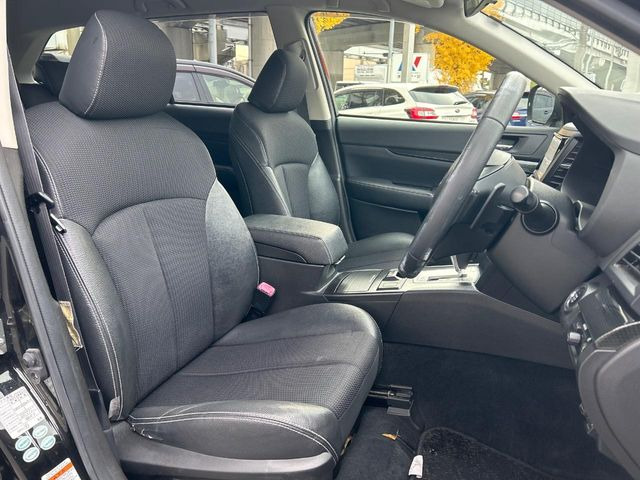 �y�n�[�t���U�[�V�[�g�z�������ƍ���S�n�𗼗������l�C�̃V�[�g���w�ʁE���ʂ̃t�@�u���b�N�f�ނ́A�ʋC���̗ǂ��⊊��ɂ����ɗD��Ă��܂��B�C���╞���ɍ��E���ꂸ���K�ɂ���肢�������܂��B