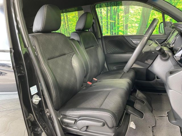 �y�n�[�t���U�[�V�[�g�z�������ƍ���S�n�𗼗������l�C�̃V�[�g���w�ʁE���ʂ̃t�@�u���b�N�f�ނ́A�ʋC���̗ǂ��⊊��ɂ����ɗD��Ă��܂��B�C���╞���ɍ��E���ꂸ���K�ɂ���肢�������܂��B