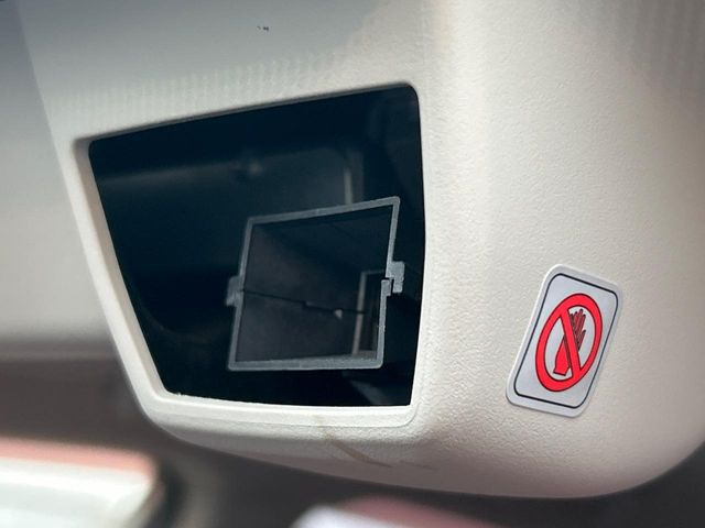 �y�A�C�T�C�g�z�O���̎ԗ��������m���A�Փ˂������Ȏ��͌x��Œ��ӂ𑣂��A�u���[�L�𓥂ޗ͂��T�|�[�g�B�u���[�L�𓥂߂Ȃ������ꍇ�͏Փ˔�Q�y���u���[�L���쓮�A�Փˉ�����T�|�[�g���܂��B