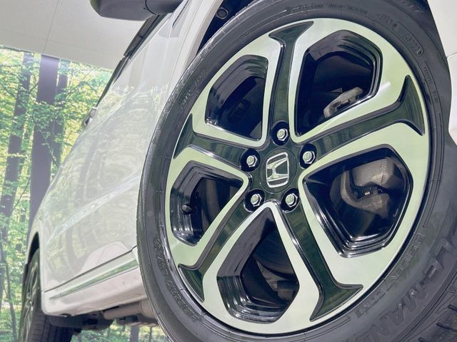 �y����17�C���`�A���~�z�C�[���z�O�ςɃ}�b�`���������A���~�z�C�[���𑕒����Ă���܂��B�e��ЊO�A���~�z�C�[����A�X�^�b�h���X�^�C�����戵�����Ă���܂��B���񂲑��k����������