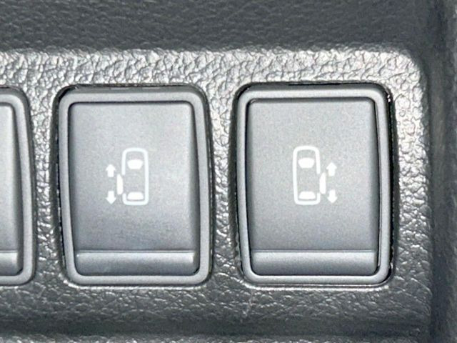 �y�����p���[�X���C�h�h�A�z�X�}�[�g�L�[��^�]�Ȃ̃X�C�b�`�Ō�ȗ����X���C�h�h�A�̊J���\���d��������͂����ăh�A���J����K�v�������A�����Ȃ��q�l�ł��ȒP�ɊJ���߂ł����K�ł���