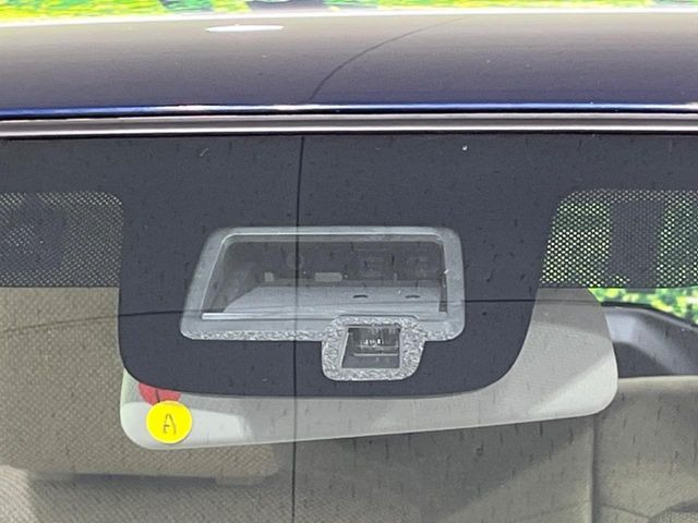 �y�X�Y�L �Z�[�t�e�B�T�|�[�g�z���s���ɑO���̎ԗ�����F�����A�Փ˂������Ȏ��͌x��ƃu���[�L�ŏՓˉ���Ɣ�Q�y�����A�V�X�g�B�����S�Ƀh���C�u�����y���݂��������܂��B