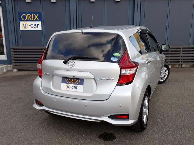 �����r���[�̉摜�ɂȂ�܂��B�I���b�N�X�F�蒆�ÎԂɂ́A���w��������S���Ă���肢���������߂ɁA�Ǝ��́u�I���b�N�X�F�蒆�Îԕۏ؁v�����t�����Ă��܂��B