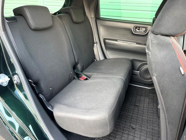 �L�X�Ƃ���2��ڃV�[�g�͋��Z���������A���S�n�����K!�F�B��Ƒ��Ƃ̂��o�����ɂ҂�����ł��B�x�r�[�V�[�g��`���C���h�V�[�g�g�p�������K�ɂ��߂�������������\���ȋ�Ԃ��m�ۂ��Ă��܂��B