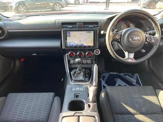 �O���[�v���݌ɐ���30,000��!!�S���̌n��X���烁�[�J�[�E�Ԏ��킸���Љ�o����̂ŁA���Ȃ��Ƀs�b�^���̂��Ԃ�������͂��ł���܂��͂��₢���킹��������