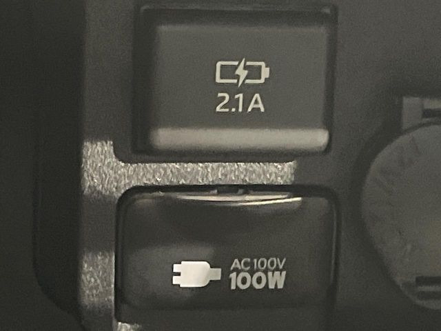 �y�A�N�Z�T���[�R���Z���g�z�L�����v��X�|�[�c�A�A�E�g�h�A�ł̃A�N�e�B�r�e�B�͂������A�ЊQ�E��d�̍ۂɏ����ɂ��Ȃ�AC100V�R���Z���g�𑕔���P�[�^�C��^�u���b�g�A�Q�[���@��̏[�d�ɂ���