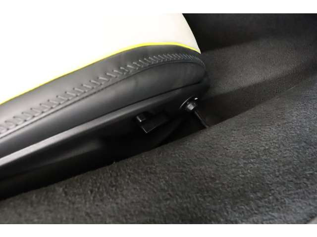 �}�N���[�����Ȃ�ł͂̐����ȃt�����g�}�X�N���ڂ�����2022�N���A���g�D�[���B�G�A���_�C�i�~�N�X�ƃX�^�C���b�V�����𗼗��������ł��B