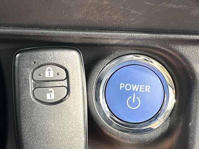 �y�X�}�[�g�L�[�z�J�o����|�P�b�g�ɓ��ꂽ�܂܂ł��h�A�̎{���E�������\�ȃX�}�[�g�L�[�𑕔��B�G���W���̃I���E�I�t�����J�M�����o���K�v����������Ƃ��Ă��֗��ł���