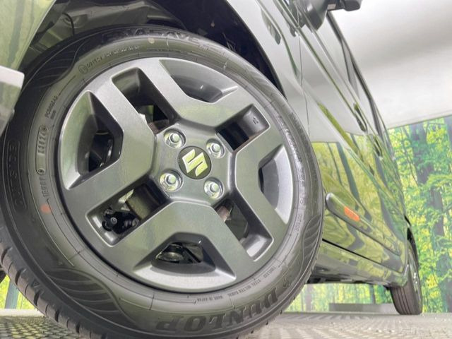 �y����14�C���`�A���~�z�C�[���z�O�ςɃ}�b�`���������A���~�z�C�[���𑕒����Ă���܂��B�e��ЊO�A���~�z�C�[����A�X�^�b�h���X�^�C�����戵�����Ă���܂��B���񂲑��k����������