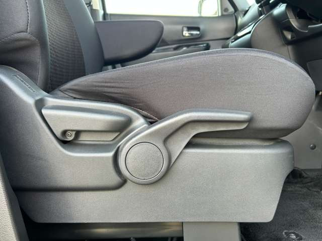 ���J�[�i�r�A�A���~�z�C�[���AHID���C�g���̃J�[�p�i��������舵���Ă��܂�������]������΂��Ђ����k����������