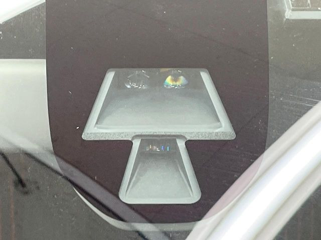 �y�X�Y�L �Z�[�t�e�B�T�|�[�g�z���s���ɑO���̎ԗ�����F�����A�Փ˂������Ȏ��͌x��ƃu���[�L�ŏՓˉ���Ɣ�Q�y�����A�V�X�g�B�����S�Ƀh���C�u�����y���݂��������܂��B