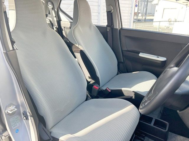 �^�]�ȃV�[�g���͎g�p�������Ȃ��A�ǍD�ȏ�ԂƂȂ��Ă��܂��B���J�Ɏg���Ă������Ƃ��悭�킩��܂��ˁB