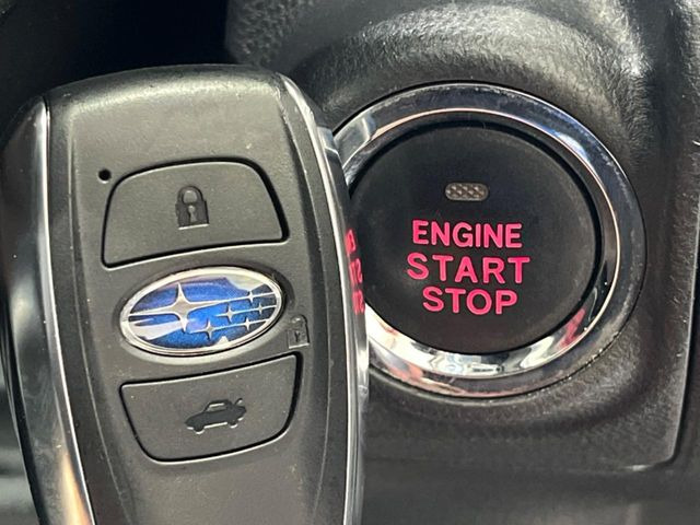 �y�A�N�Z�X�L�[&�v�b�V���X�^�[�g�z�J�o����|�P�b�g�ɓ��ꂽ�܂܂ł��h�A�̎{���E�������\�ȃX�}�[�g�L�[�𑕔��B�G���W���̃I���E�I�t�����J�M�����o���K�v�������A�{�^�����v�b�V�����邾����OK��