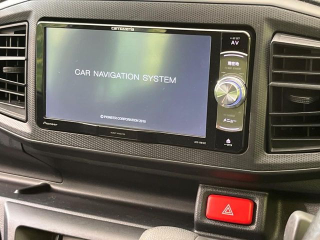 �y�i�r�Q�[�V�����z�g���₷���i�r�ŖړI�n�܂ł�������ē����Ă���܂��B�e��I�[�f�B�I�Đ��@�\���[�����Ă���A���Ԃ̉^�]������Ɋy�����Ȃ�܂�!!