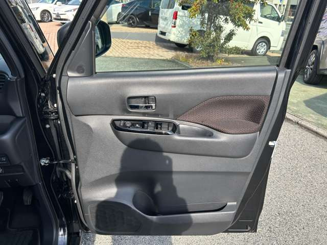 ���͂₢�E�����E���S�̎Ԍ��̑S���`�F�[���y�A�b�v���Ԍ��z�����X�ł����^�A�ǎw�薯�ԎԌ��H��𕹐݂��Ă��܂���